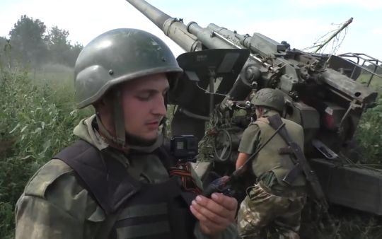 Артиллеристы 2 АК уничтожают укрепрайоны националистов из 152-мм гаубиц «Мста-Б»