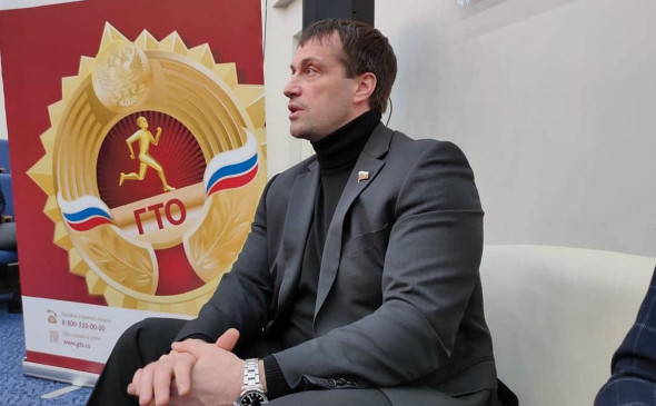 Сенатор Исаков отрекся от дочери из-за позиции по военной операции