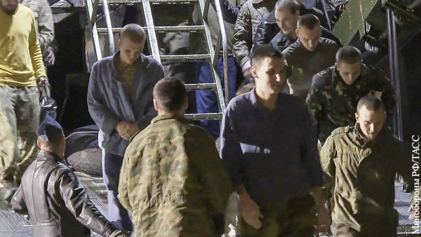 "Всё хорошо! Вытирайте слёзы!": Освобождённые российские военнопленные впервые смогли дозвониться родным