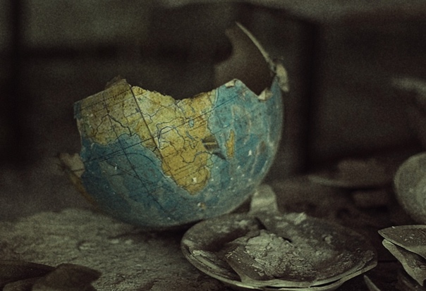 Этот мир сломался, несите новый