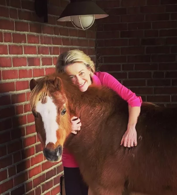 Волк загрыз любимую пони главы Еврокомиссии Урсулы фон дер Ляйен