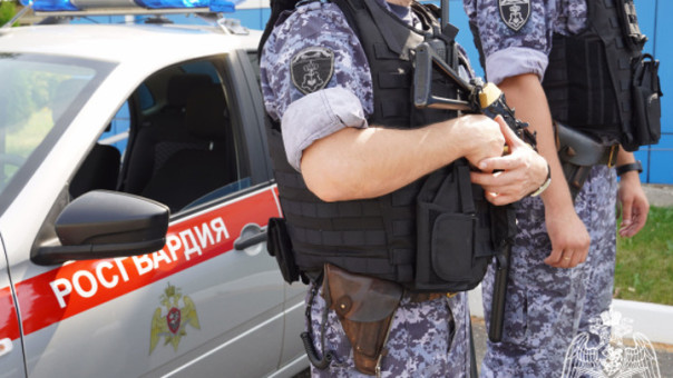 Четырех человек выдворили из Запорожья на Украину за неблагонадежность