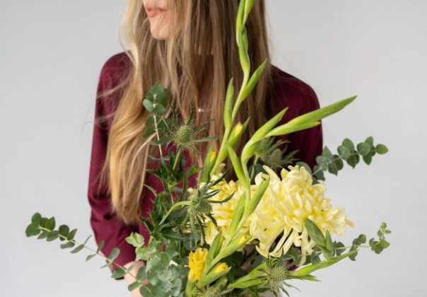 Доставка цветов: ассортимент букетов и правила ухода за ним