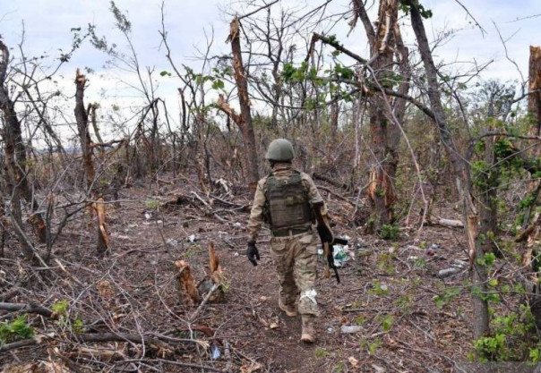 Противник пытается взять Красный Лиман в оперативное окружение, бои идут северо-западнее города