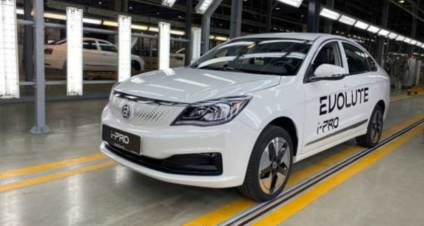 Морозы массово превращают российские электромобили Evolute в «кирпичи»