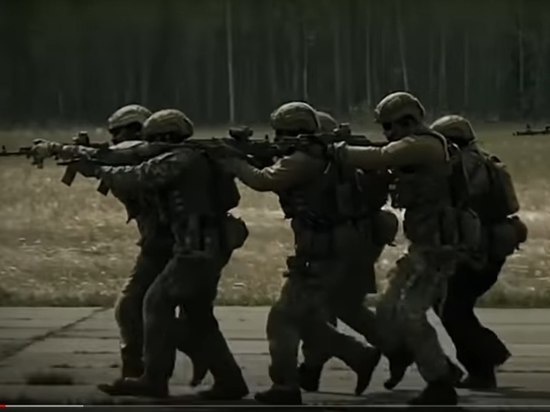 Украинские диверсанты пытались приблизиться к российским позициям в форме ЛНР