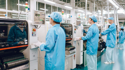 Новый российский завод «Аквариуса» выпустил свой первый ноутбук-трансформер