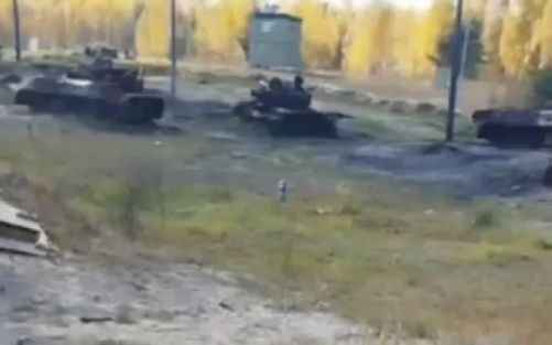 Украинские танки, БТРы, "Хамви", грузовики - готовы к переплавке.