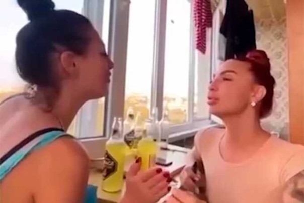 Ольга Валеева и ее подруга осуждены судом Крыма за исполнение песни, которую считают гимном украинских националистов