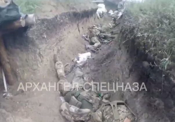 Окопы завалены трупами укровояк | Соотношение Русских и украинских потерь. Сравнение оценок с новыми реальными данными