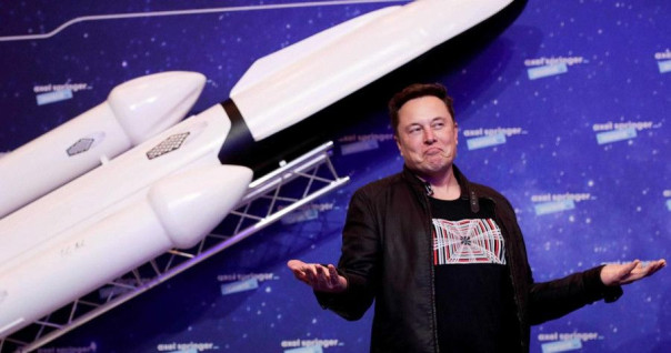 Илон Маск продолжит обеспечивать Украину бесплатной связью