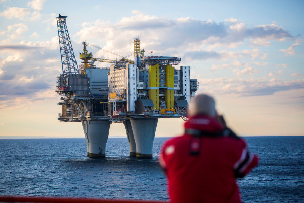 «Кому война, а кому мать родна»: как Норвегия наживается на украинском конфликте