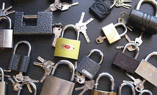 Навесные замки и их виды, особенности