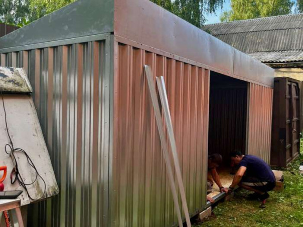 Где лучше всего хранить инвентарь на даче