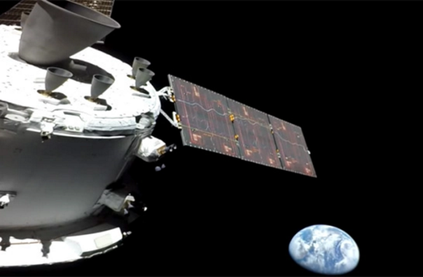 Корабль лунной миссии «Артемида-1» поделился первыми снимками. Они нам кое-что напоминают
