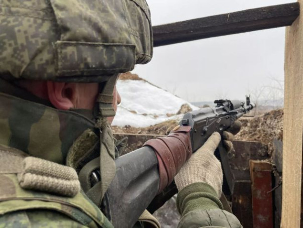 Российские войска продвинулись почти по всей линии фронта в ДНР