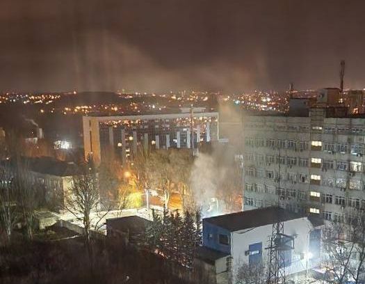 Националисты выпустили 12 ракет по ТЦ «Донецк сити» и гостинице «Шахтар плаза»