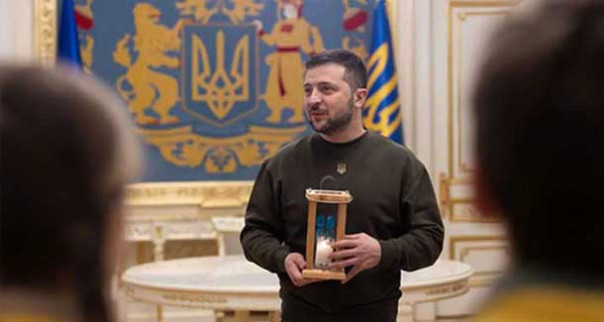 Зеленский добился уникальных результатов по уничтожению Украины