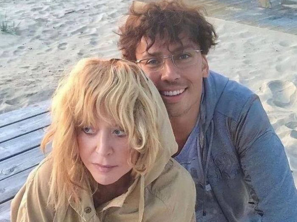 Следственный комитет проведёт повторную проверку высказываний Максима Галкина* и Аллы Пугачёвой.