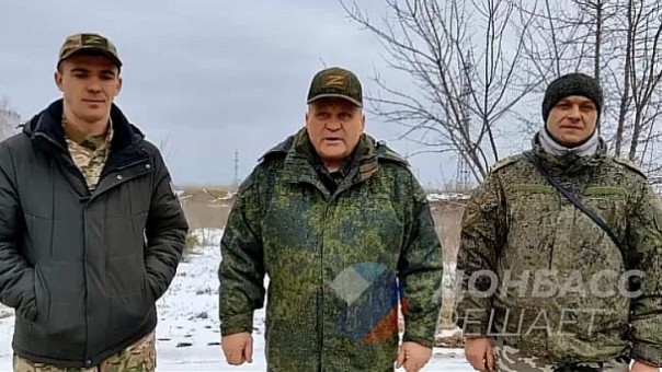 Как шахтеры заставили отступить колонну военной техники ВСУ под Углегорском