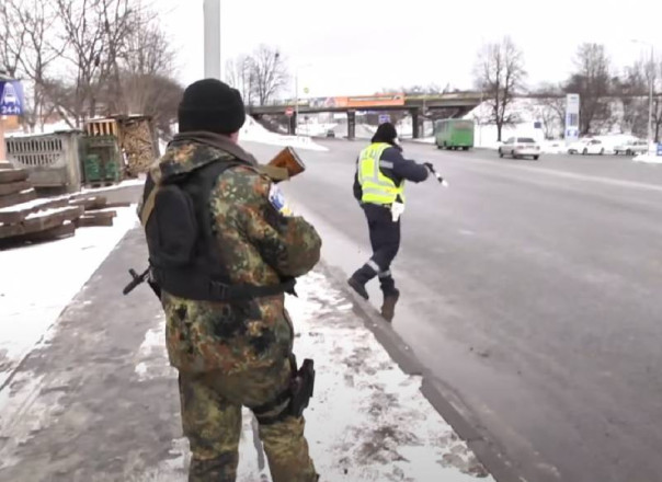 Жителей западных областей Украины отлавливают на улицах для пополнения рядов ВСУ