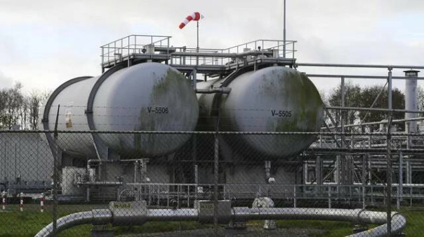 Нидерланды трясёт от жадности