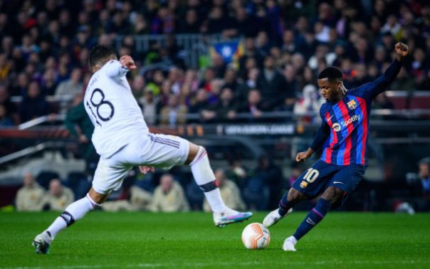 «Барселона» и «Манчестер Юнайтед» выдали результативную ничью на «Камп Ноу»