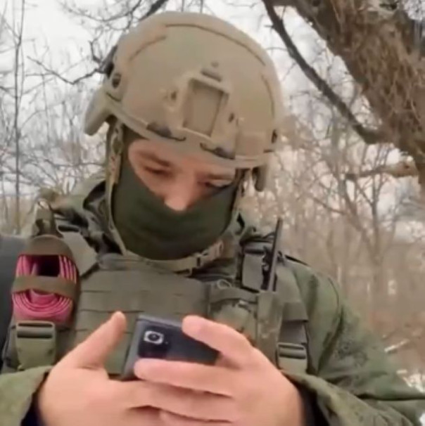 «Возвращайся живым» — трогательные кадры с посланием дедушки внуку в зоне СВО