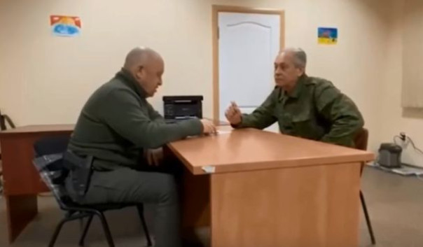 Полное видео встречи Е.В. Пригожина с замглавы управления Народной милиции ДНР Эдуардом Басуриным.