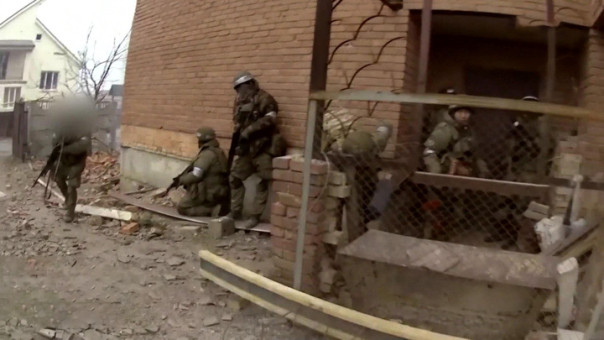 Тихоокеанские морпехи заходят на Южные дачи. Кадры боев в Угледаре