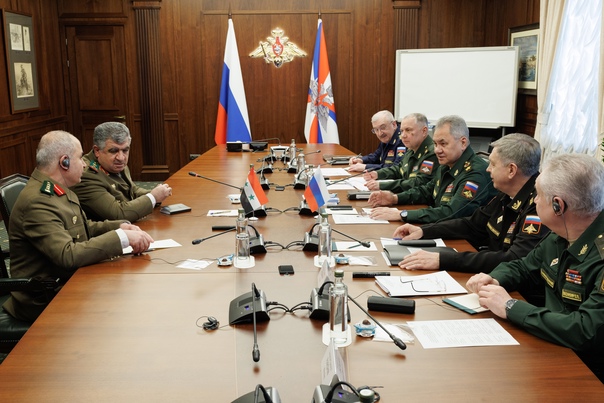 Министр обороны РФ Сергей Шойгу провел переговоры с Министром обороны Сирии Махмудом Аббасом