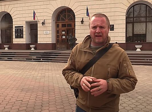 Дети, пострадавшие от украинского обстрела в Донецке. Репортаж Патрика Ланкастера