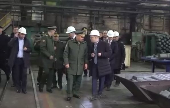 Министр обороны РФ Шойгу проинспектировал производственные мощности оборонных предприятий
