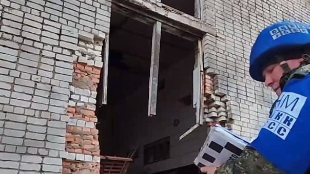 После обстрелов ВСУ в ЛНР погиб мирный житель и трое ранены