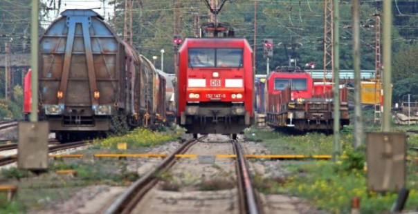 Железные дороги ФРГ прекратили бесплатно доставлять грузы на Украину