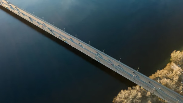 Часть вторая: почему не бомбим мосты?