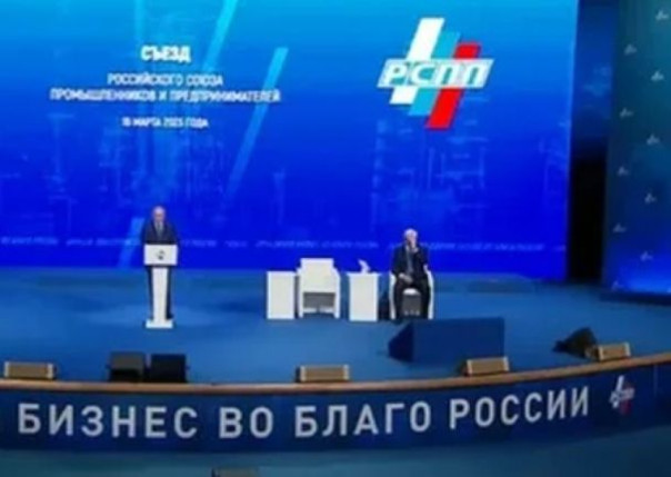 Путин предложил ввести новую форму нефинансовой отчётности для бизнеса