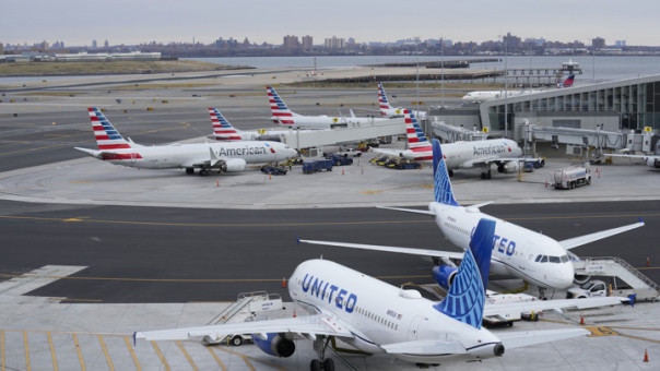 Авиакомпании США потеряли пятую часть стоимости из-за банковского кризиса