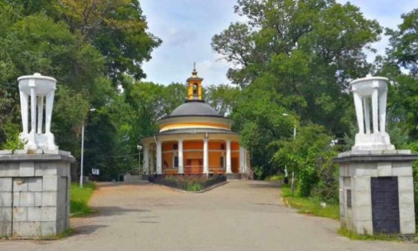 Кладбищенский «креатив» Украины