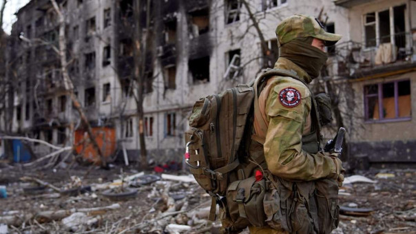 «Поддавливаем с севера и юга, чтобы постепенно взять в клещи»