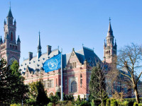 Красивые шпили в гаагском трибунале. Неужели не посмотрят......