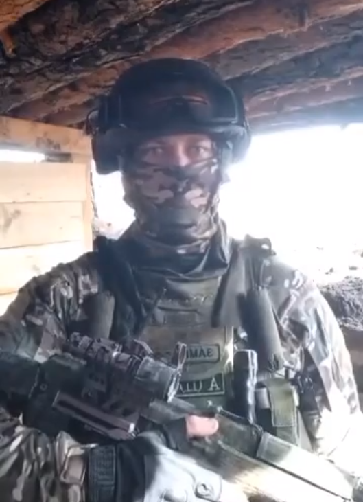 Здесь, в окопах, атеистов нет