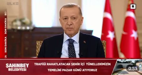 Президенту Турции Реджепу Тайипу Эрдогану стало плохо во время прямого эфира