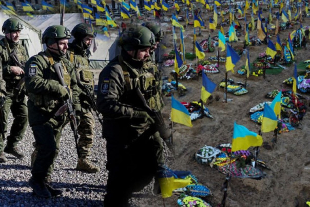 «Потерь нет», но кладбища на Украине растут