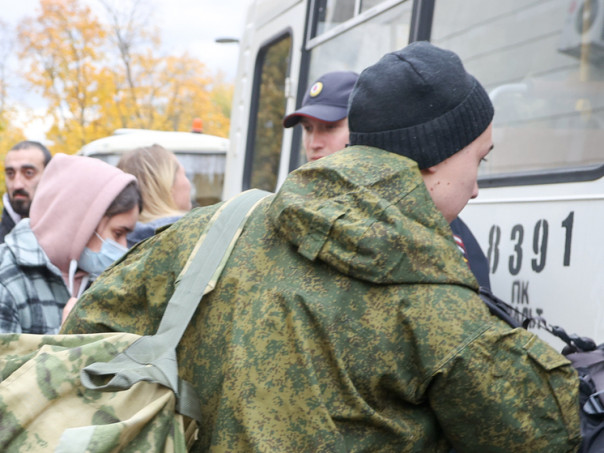 Будущие контрактники рассказали, почему решили отправиться в зону проведения СВО