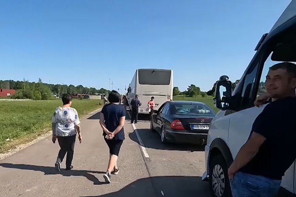 Возвращение в Россию стало для соотечественников испытанием