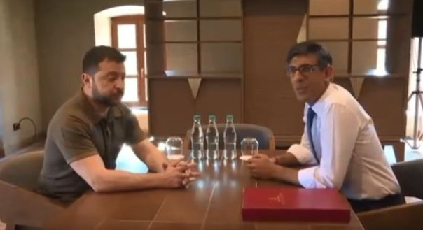 Наркоман Зеля и "ценный груз"