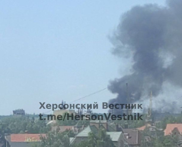 ВС России ударили по складу ВСУ с пятью тоннами боеприпасов в Херсоне