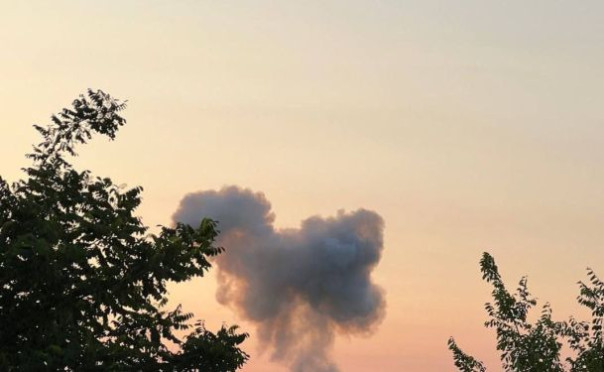 В Днепропетровске и Славянске.мощные прилёты по объектам укрофашистов