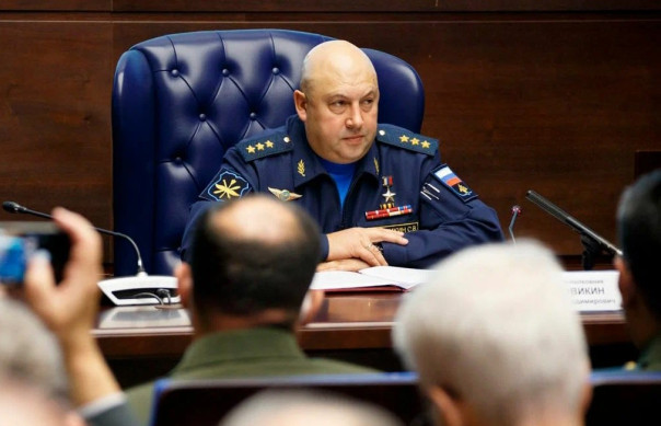 Tencent: США хотят нанести удар в слабое место «линии Суровикина», но есть нюанс